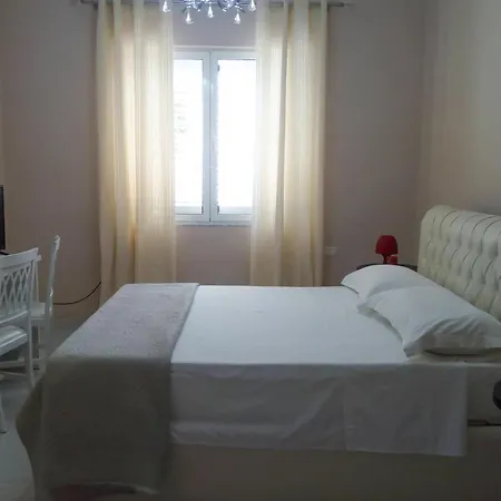 Andrea House * Berat